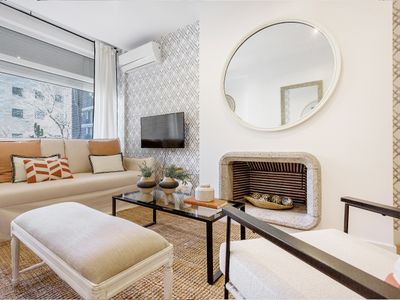 Bright Apartment next to Museum Prado. Retiro II