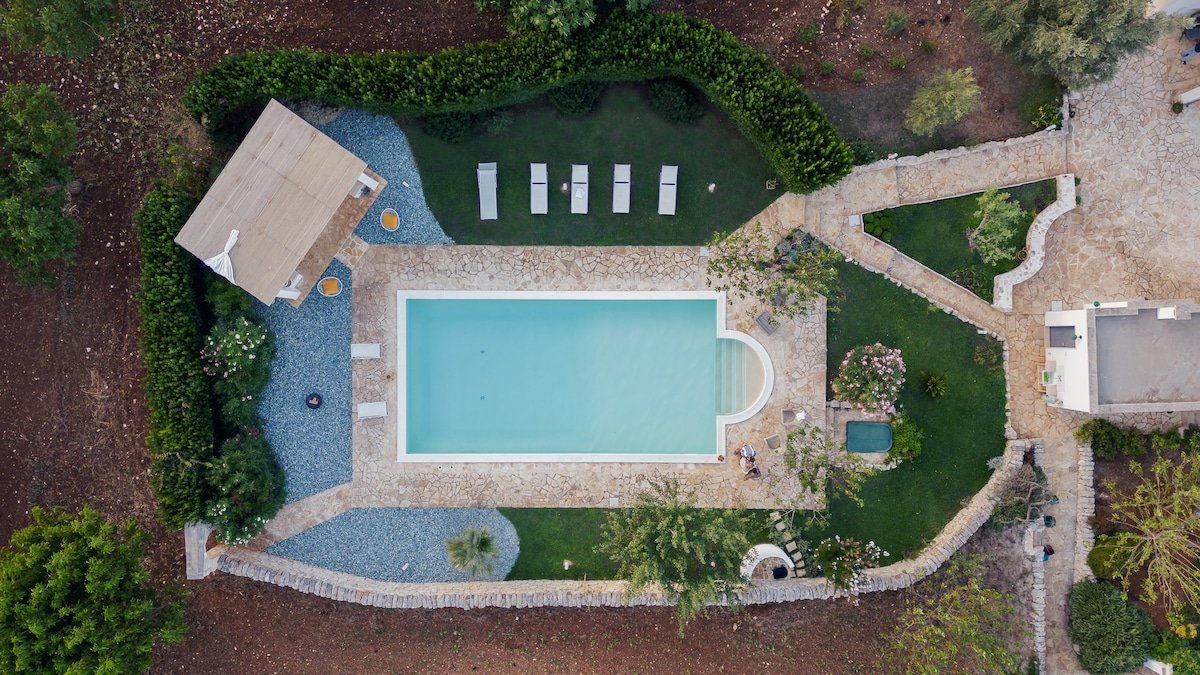 Trulli Greta, luxury villa with wonderful pool gallery image 3