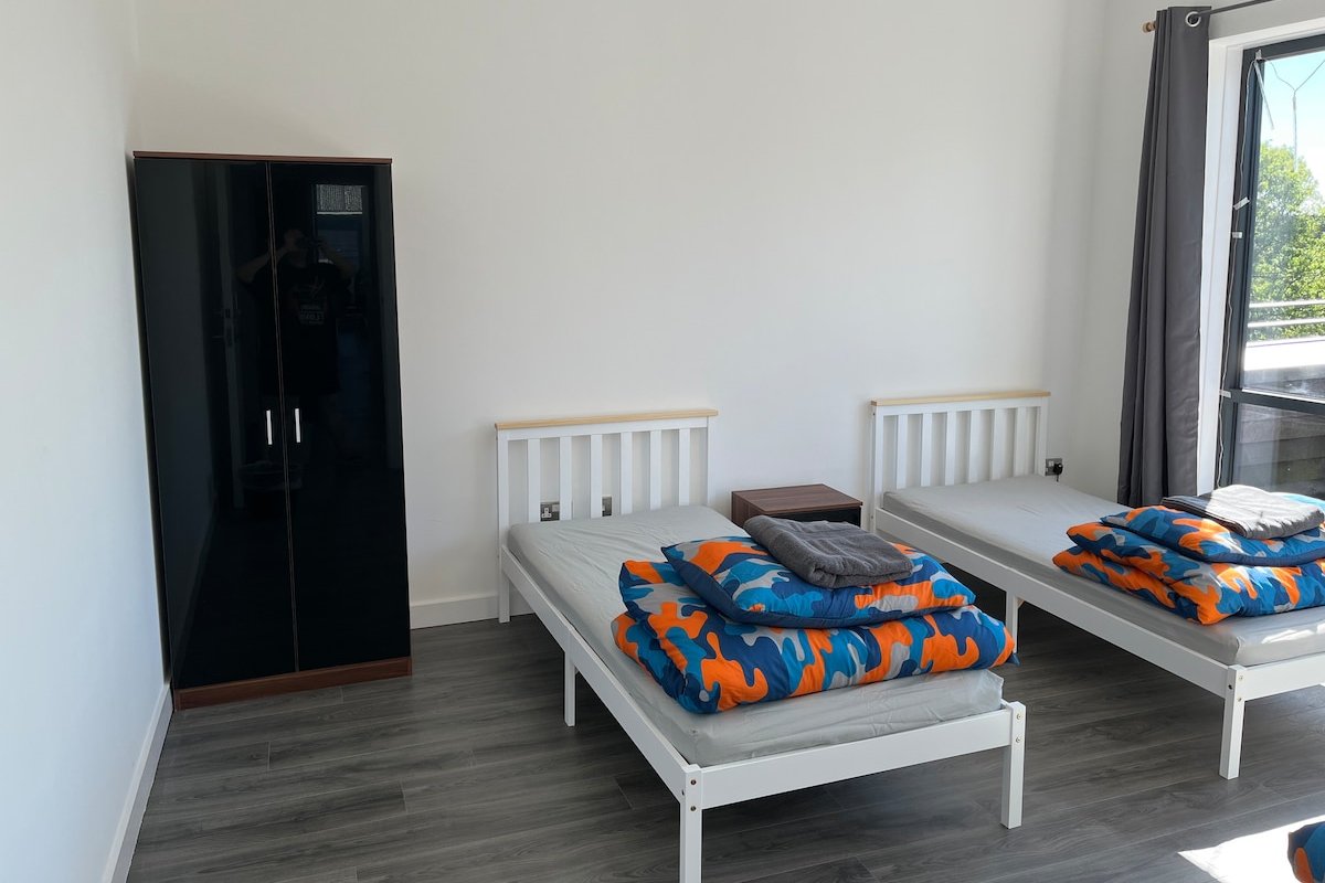 Entire Apartment in City centre gallery image 5