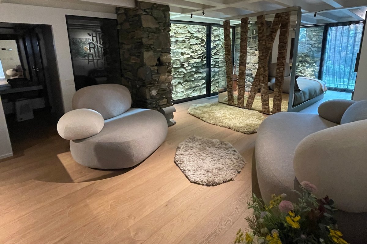 Heritage Carrel gallery image 5