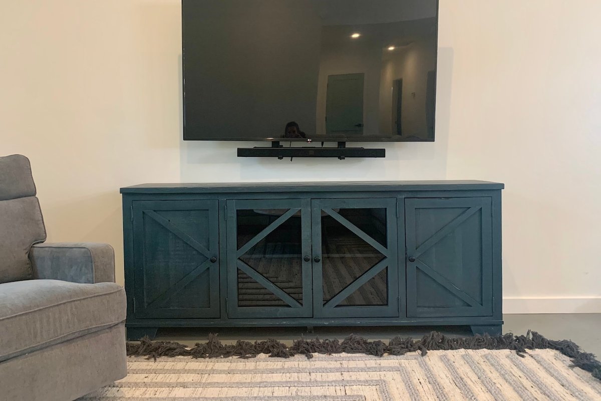 Sunset Retreat on Acreage gallery image 4