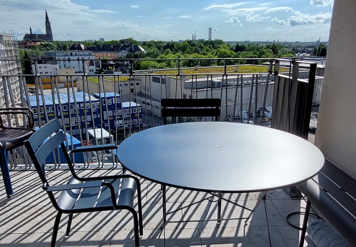 So close to heaven & beer garden gallery image 4