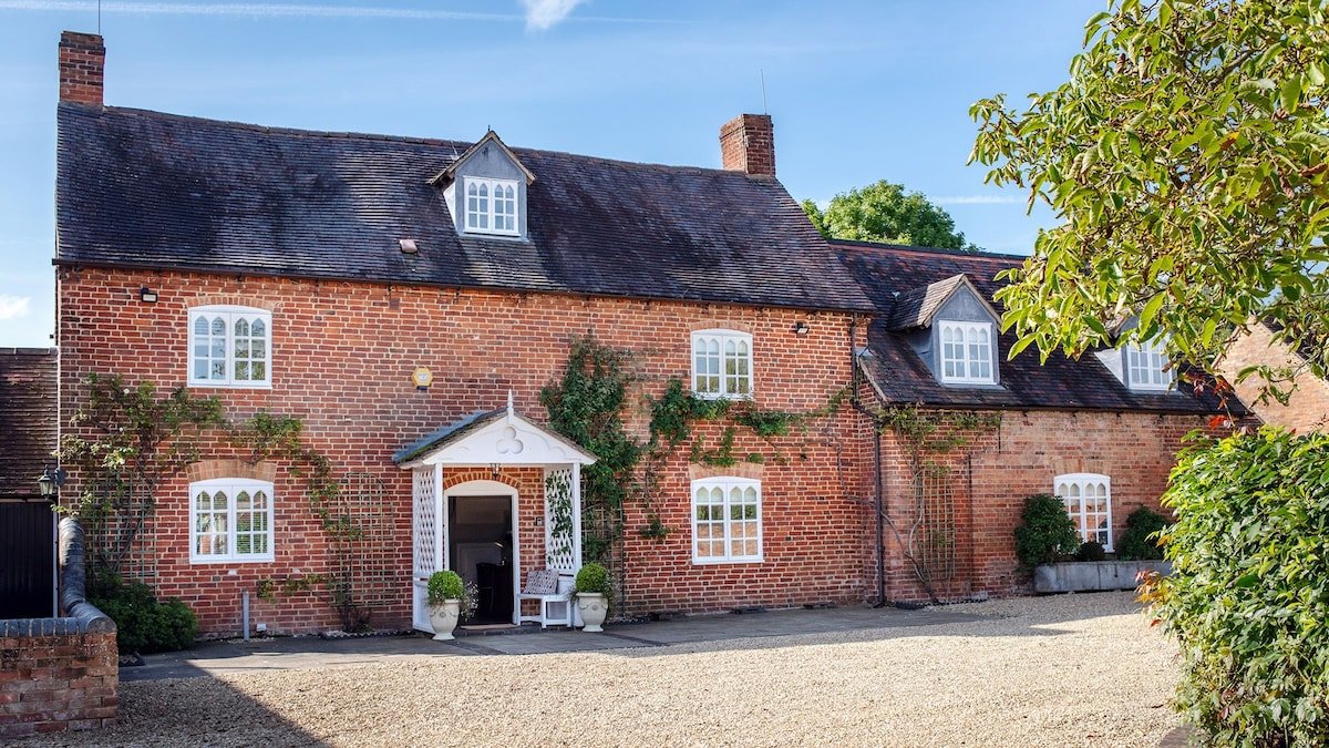 Beecham Farmhouse, near Stratford-upon-Avon