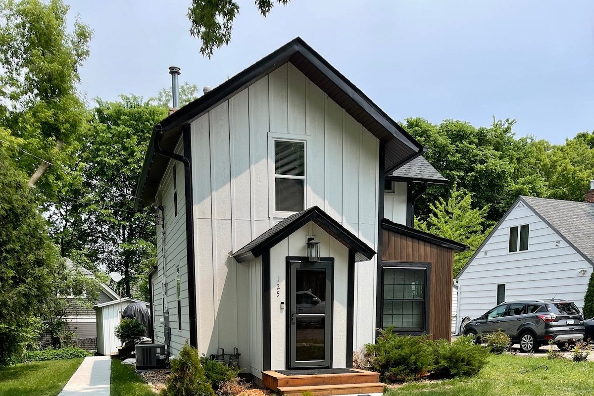 The Nordic Escape | Barrel Sauna & Walkable gallery image 5