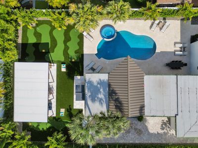 Pool, Hot Tub, Mini Golf & MORE! DFB Bungalows