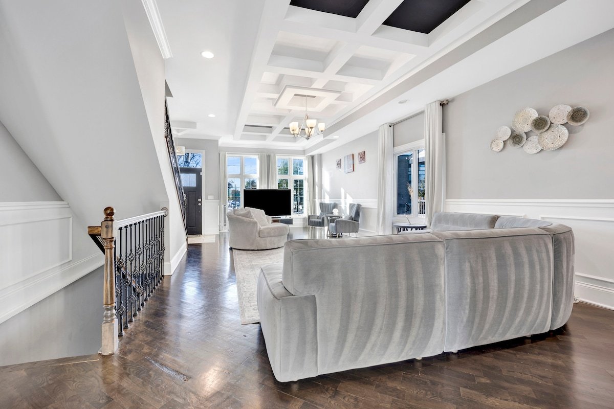 Lux Home Chicago 7mins Downtown gallery image 4