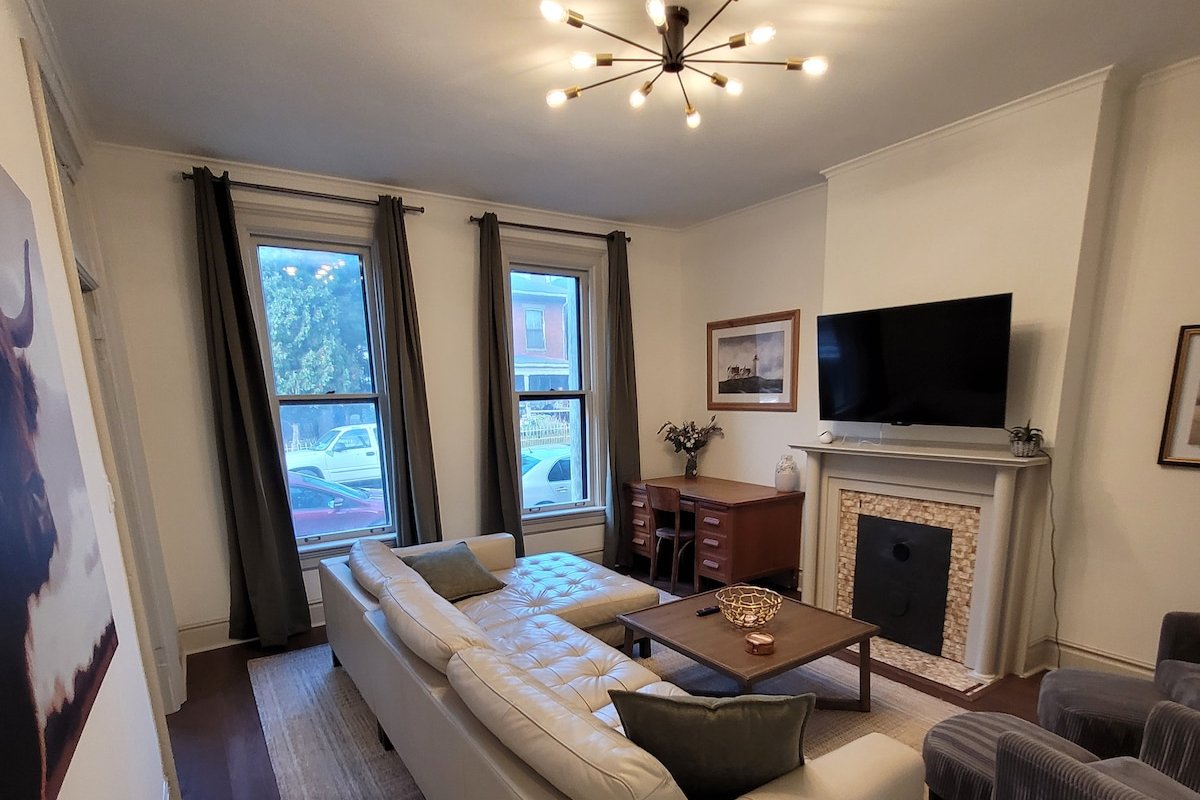 Lincoln Locale gallery image 3