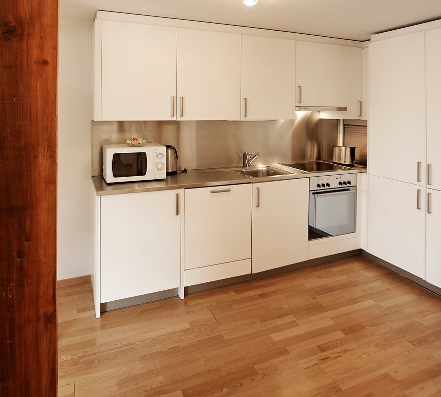 Geneva center, sunny 2 bedrooms, full AC gallery image 5