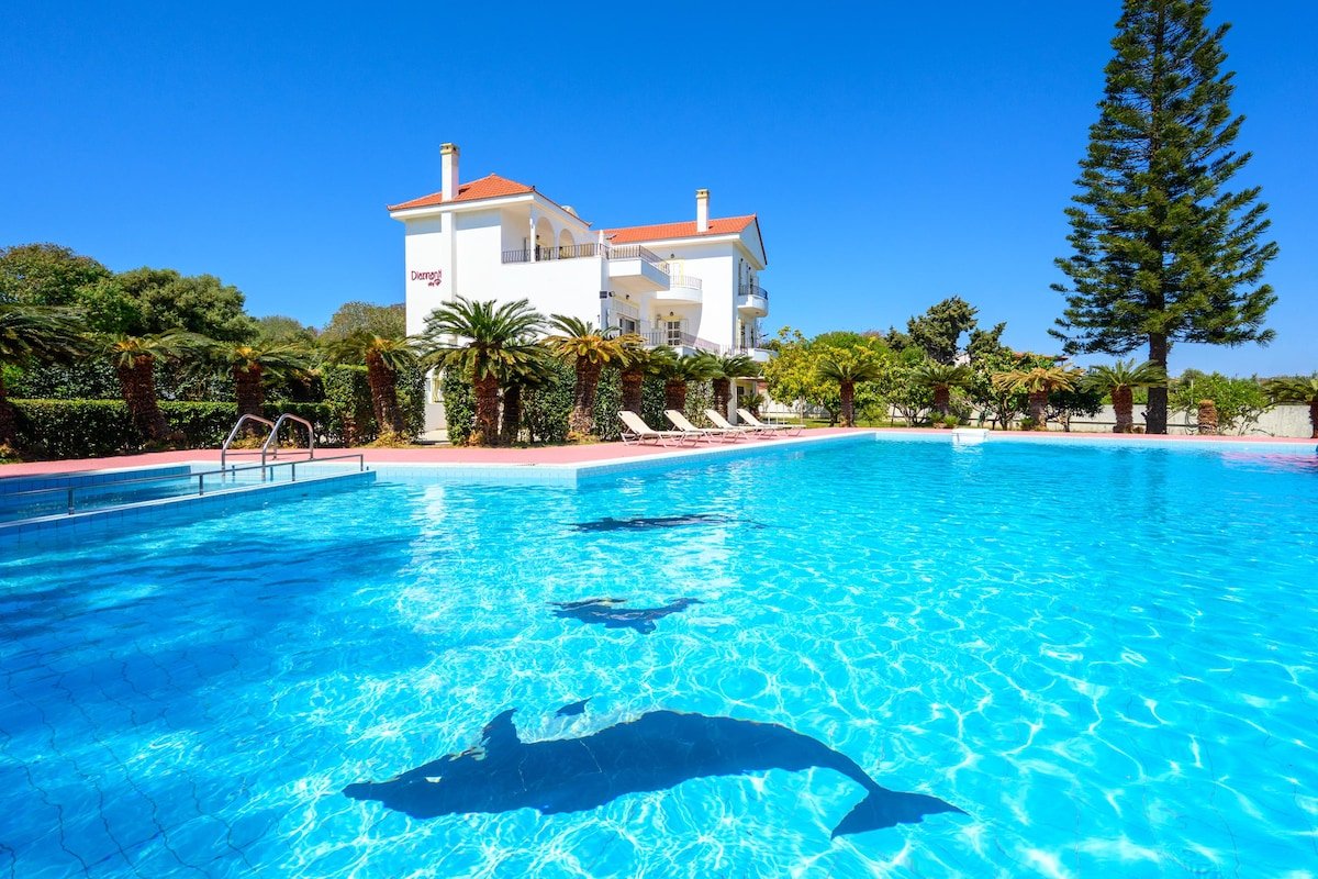 Diamanti Villa gallery image 4