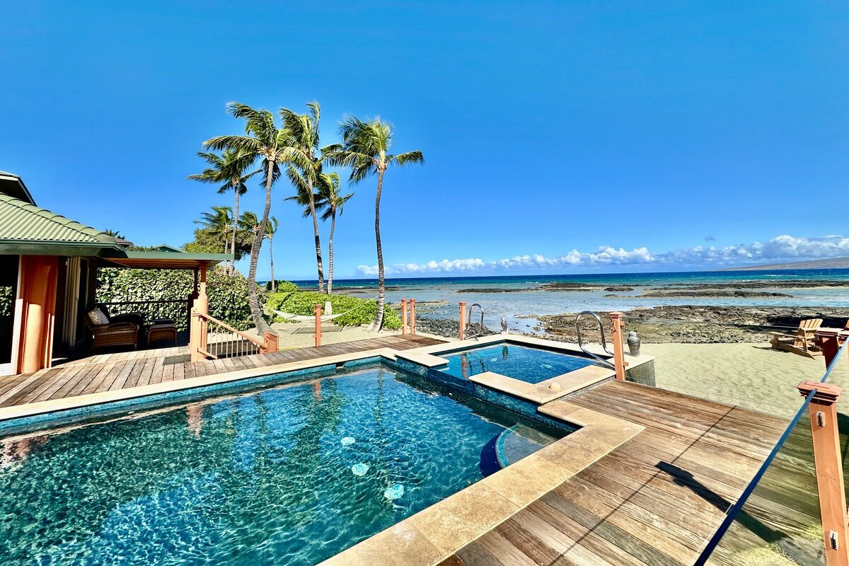 Puako Hylton gallery image 2