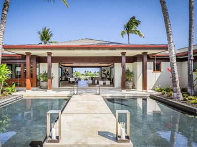 Pohinahina Hale – Modern & Private | Onsite Staff