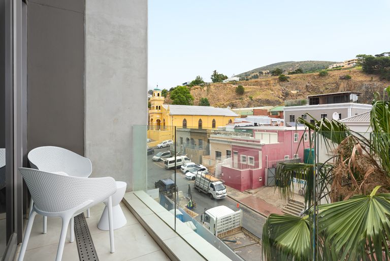Lavish De Waterkant featured image
