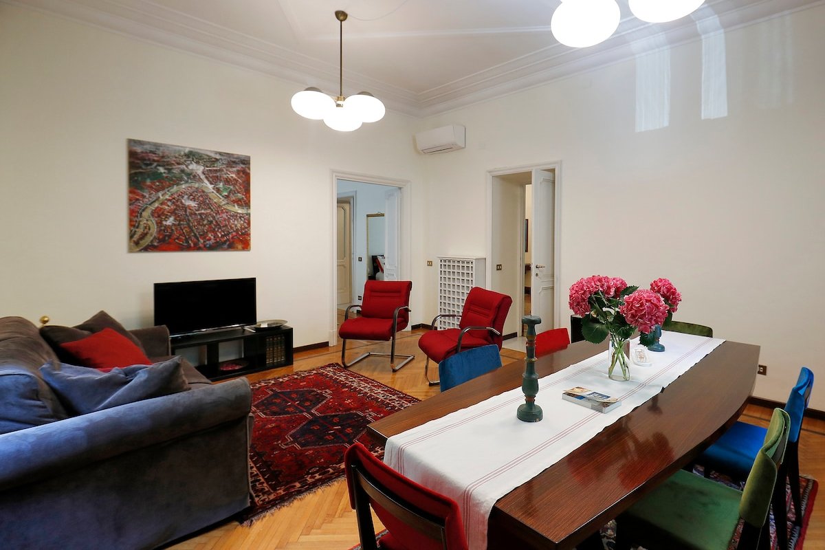 Piazza del Popolo Luxory Apartment gallery image 5