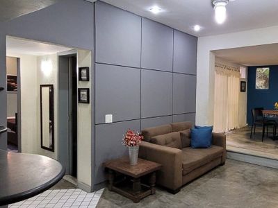 Sunset Garden-2 qts a 2 quadras da praia