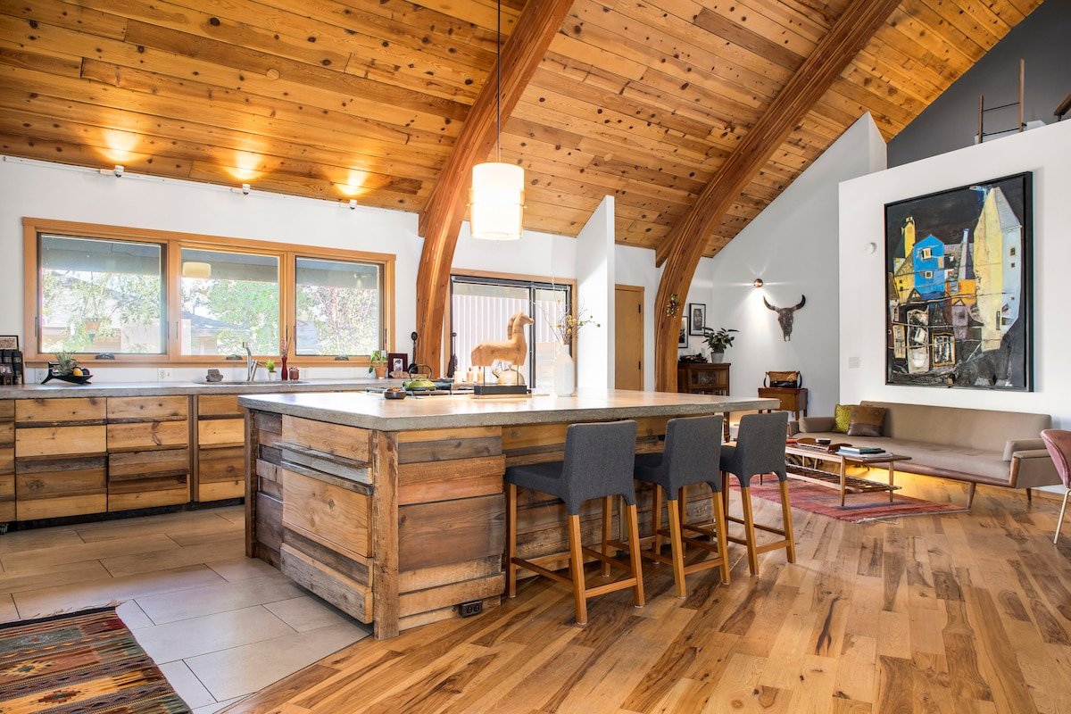 #HollyHouse, repurposed church, architectural gem! gallery image 2