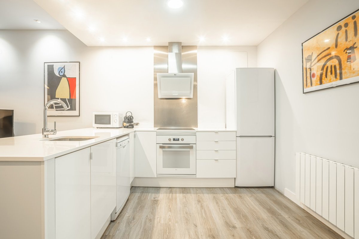 Aparment City Center Rosselló gallery image 4