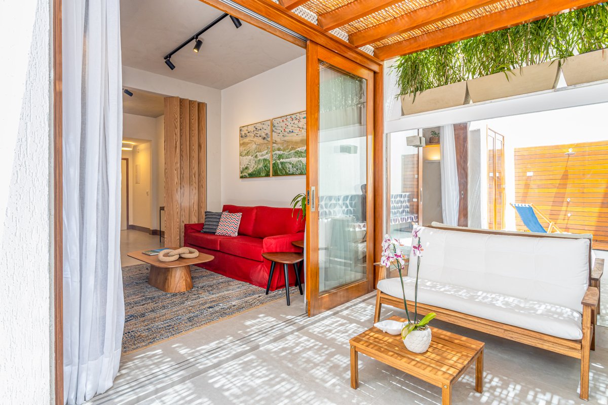 Charming Leblon: 2BR Renovated Gem