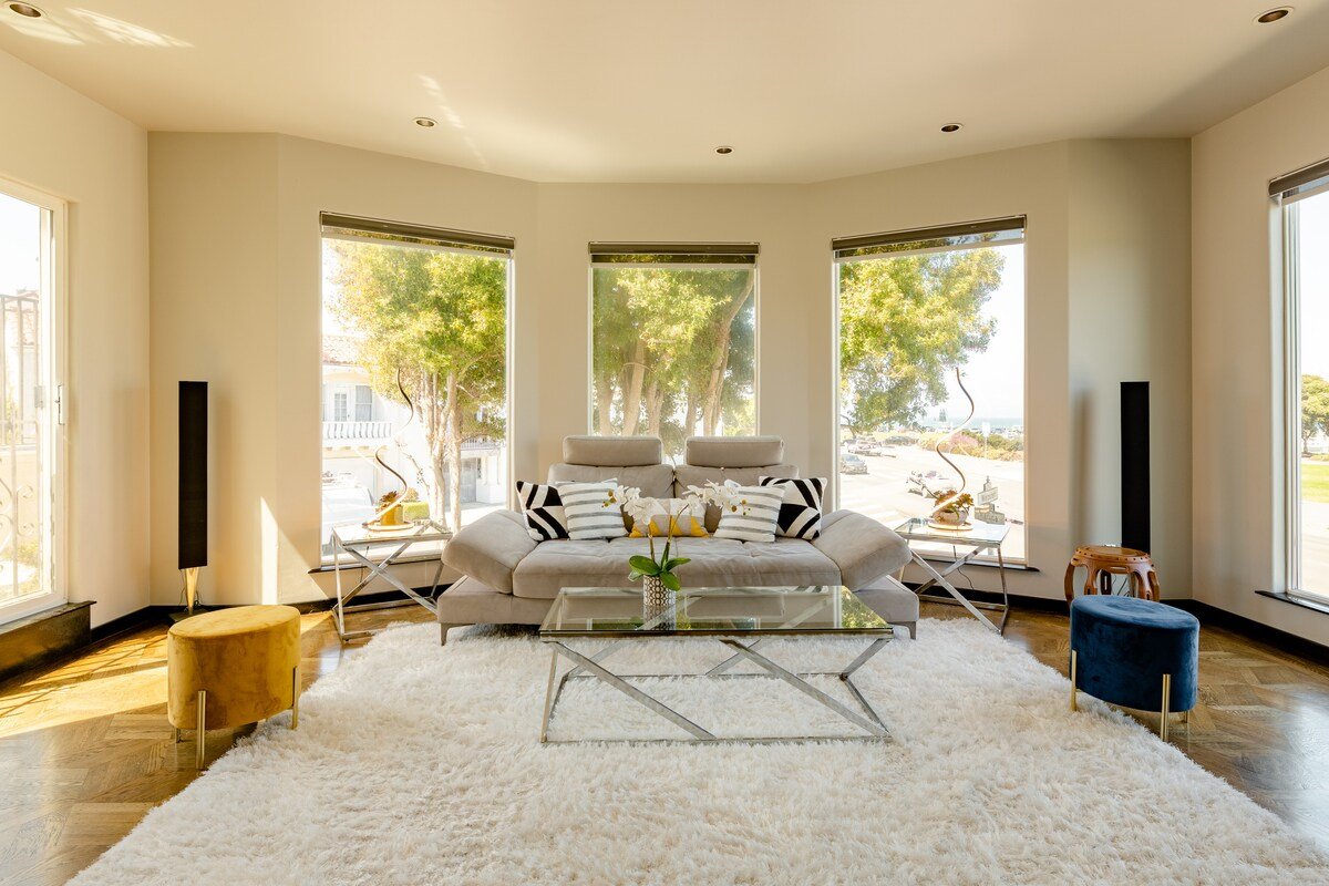 Marina Waterfront Home gallery image 2