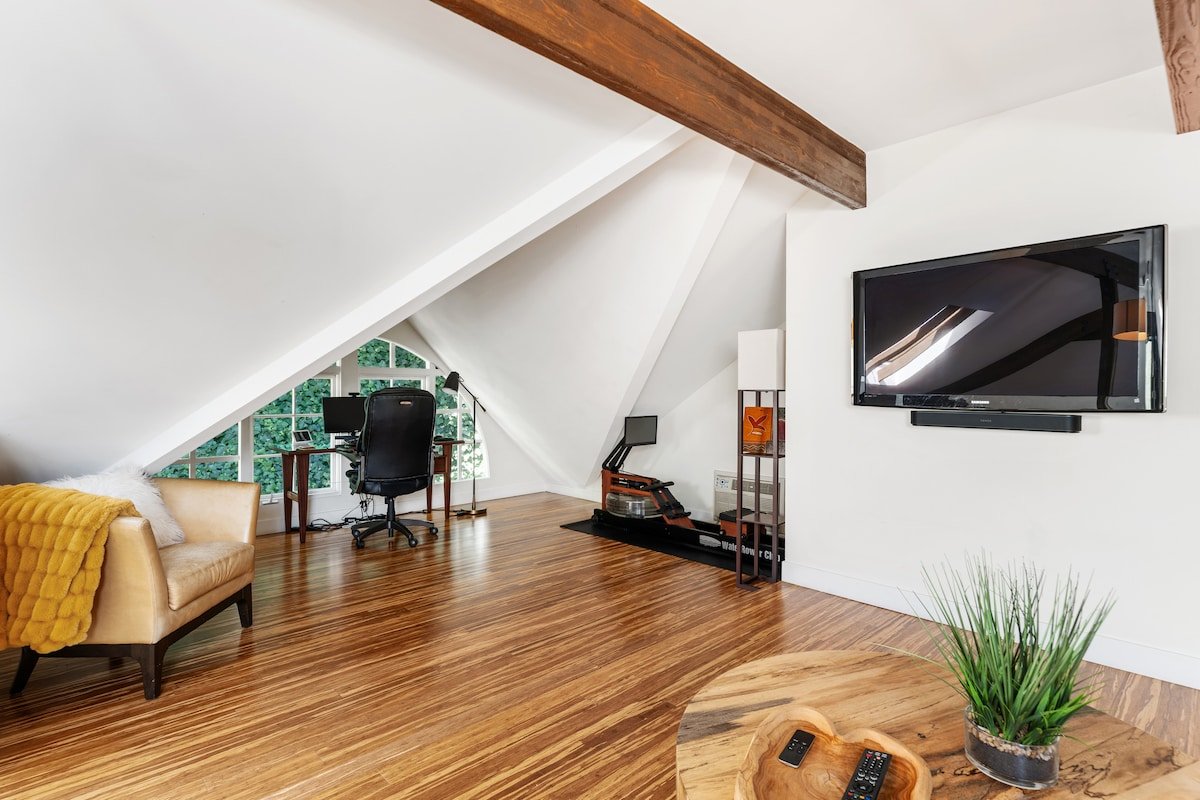 Meg Ryan Hollywood Hills / Laurel Canyon Retreat gallery image 3