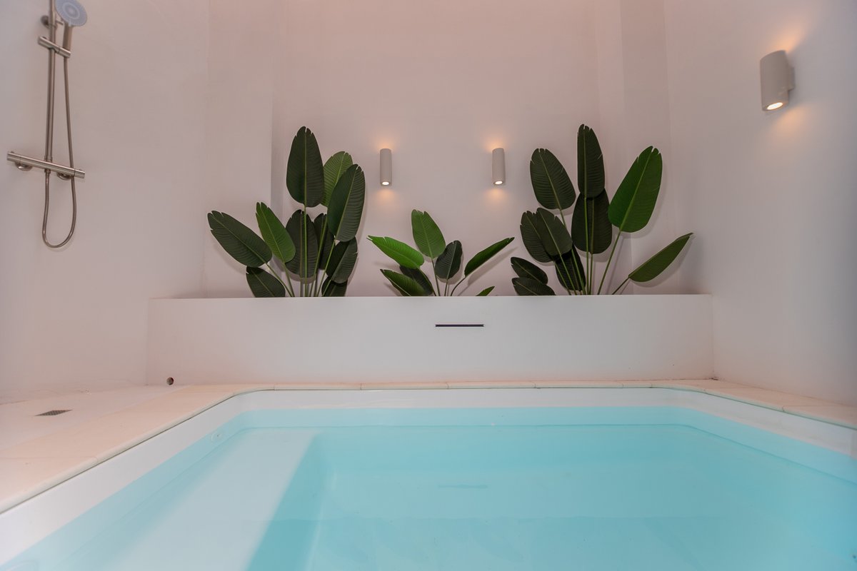 Casa mediterránea con piscina