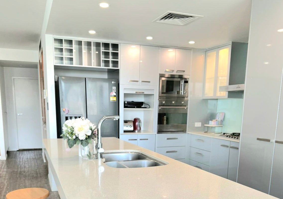 Whole Floor Luxury APT L3 gallery image 5