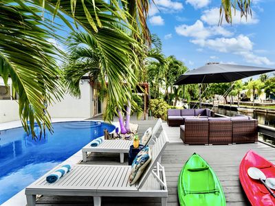 Waterfront Near Beach & Airport, HeatedPool&Kayaks