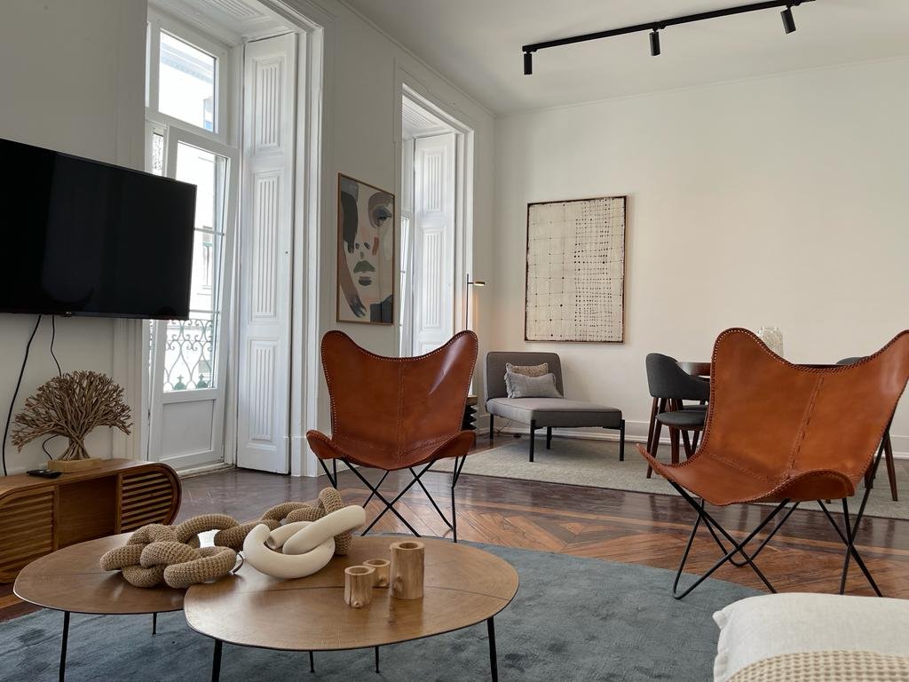 Modern 3BR Apt. in the Heart of Lisbon gallery image 2