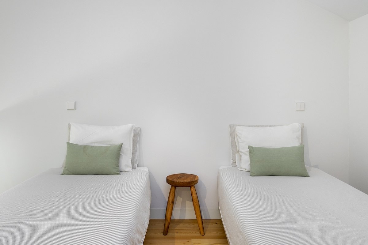 City View Penthouse Luxurious Living in Lisbon gallery image 5