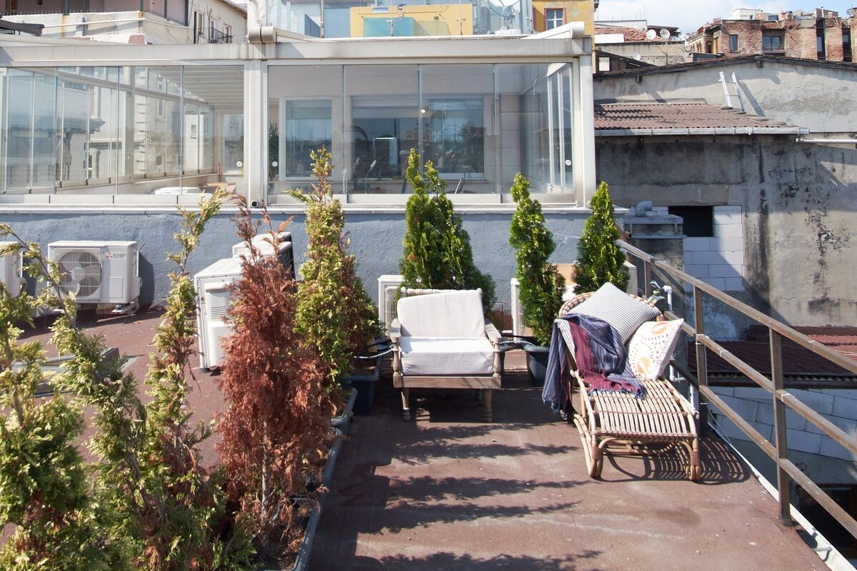 Modern Spacious 2Br 8ppl 360° Amazing View Terrace gallery image 4