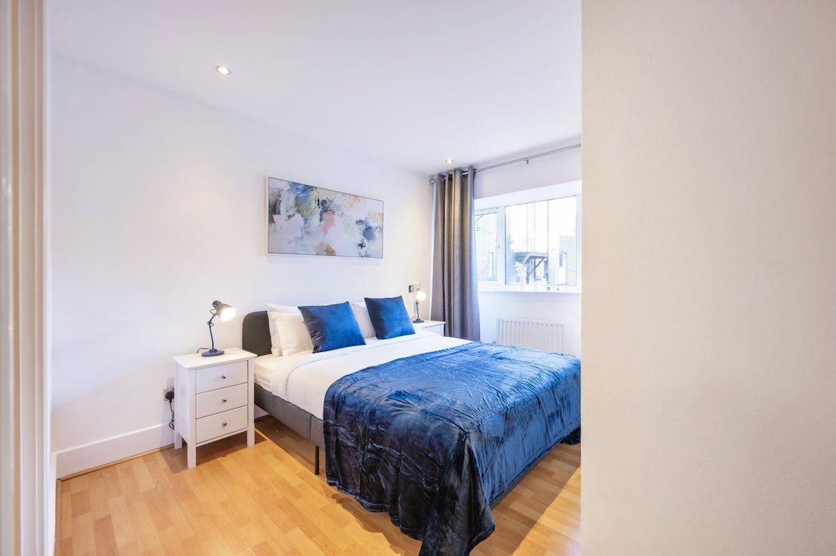 2-Bed City Gem in the heart of London Landmarks gallery image 5