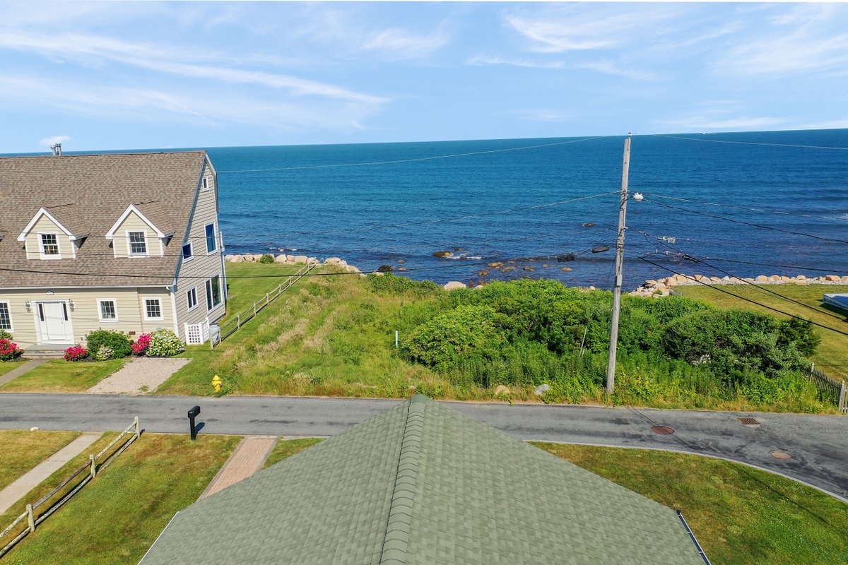 Ocean View, A/C, 1 Mile to Beach, Newly Renovated