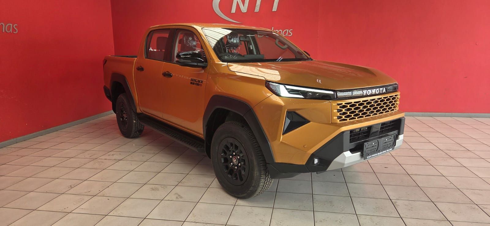 TOYOTA HILUX 2.8 GD-6 RAIDER 4X4 A T P U D C for Sale in South Africa