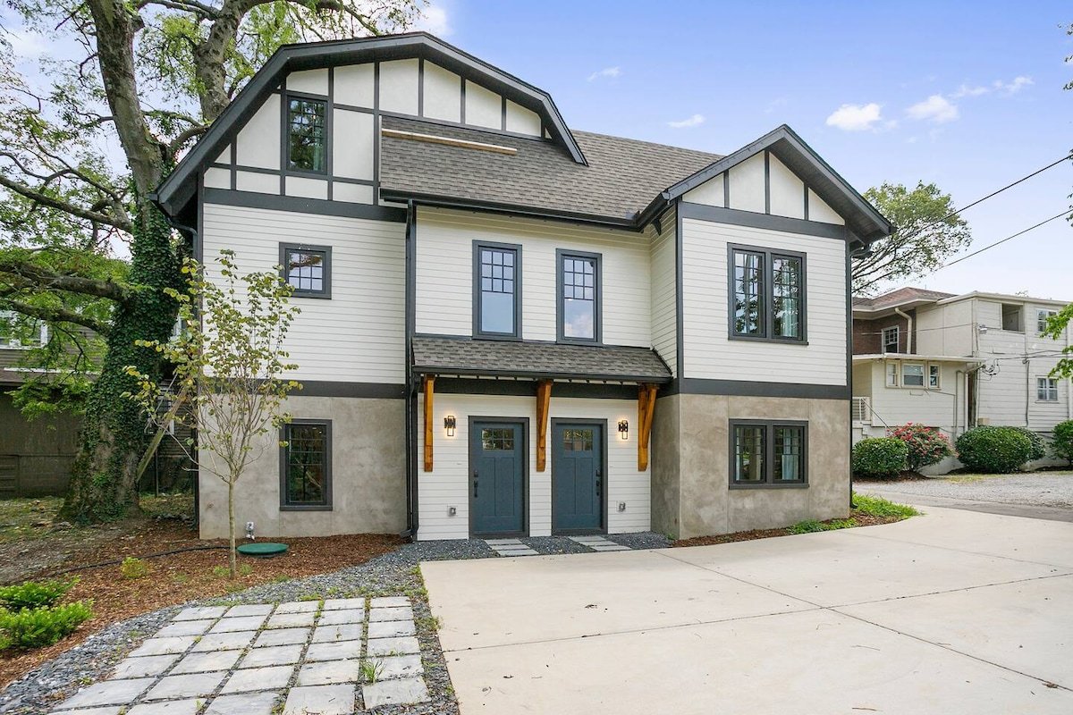 2 Luxe Townhomes | Walk to Belmont & 12 South gallery image 3