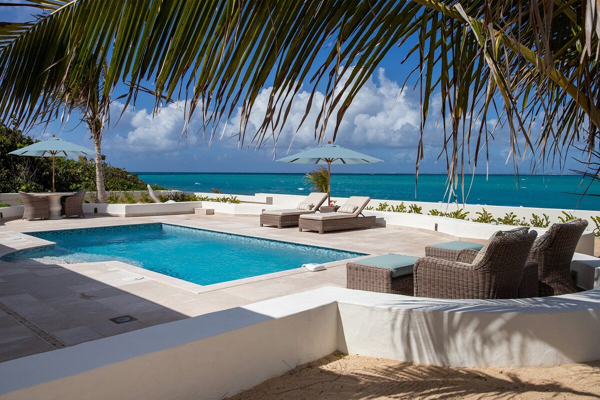 Les Palmiers (1 bedroom) – Romantic villa on Baie gallery image 4