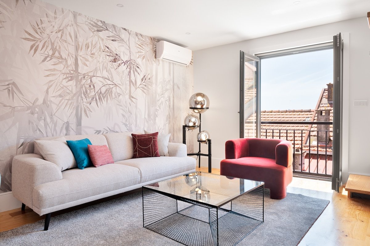 89 T3 – Flores Gem gallery image 2