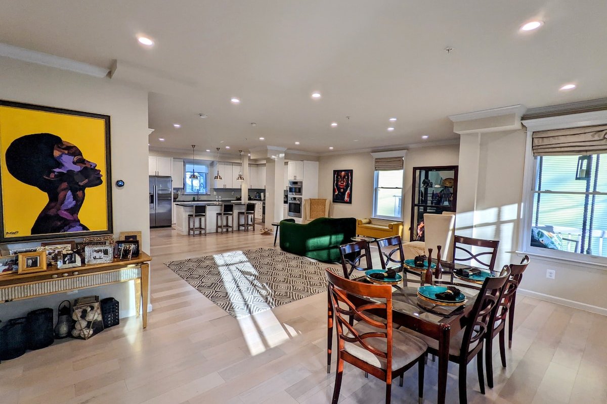 Posh, high end luxury in the heart of D.C! gallery image 3