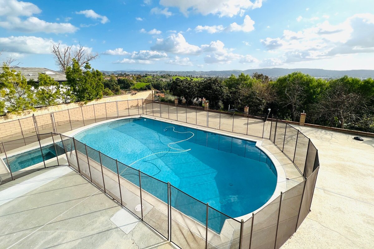 Huge Villa 2 Master Suites 5Bedrm/4Bath View Pool gallery image 3