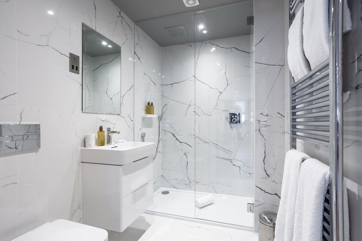 Two Bedroom Apartment gallery image 2