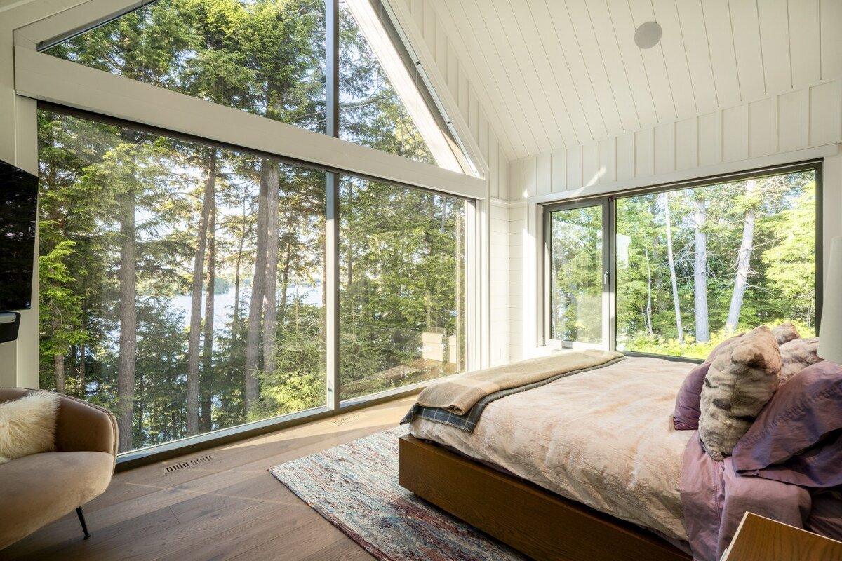 Twilight Delight, Lake Joseph gallery image 2