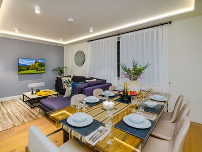 Stylish 4BD Mews House Close to Paddington