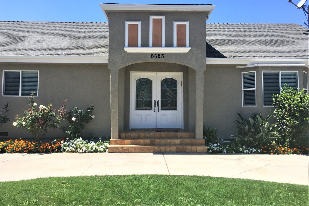 Spacious Luxury Home in Sherman Oaks