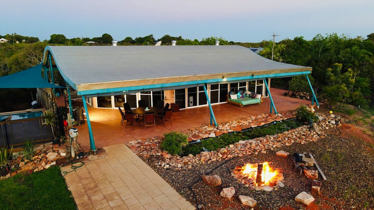 Broome “Wavehouse”Beach Retreat gallery image 3