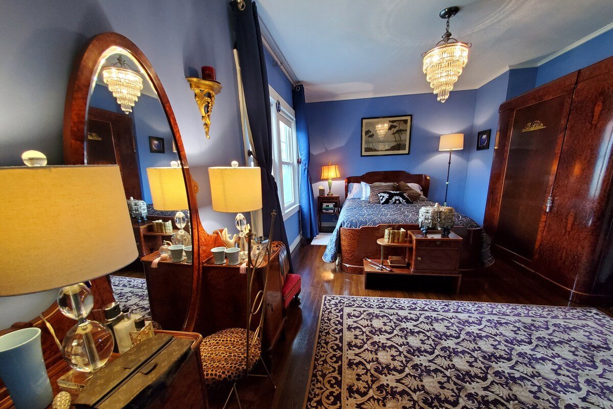 Perfect Lux Mod 1930 Designer Home Views – 30 day+ gallery image 3