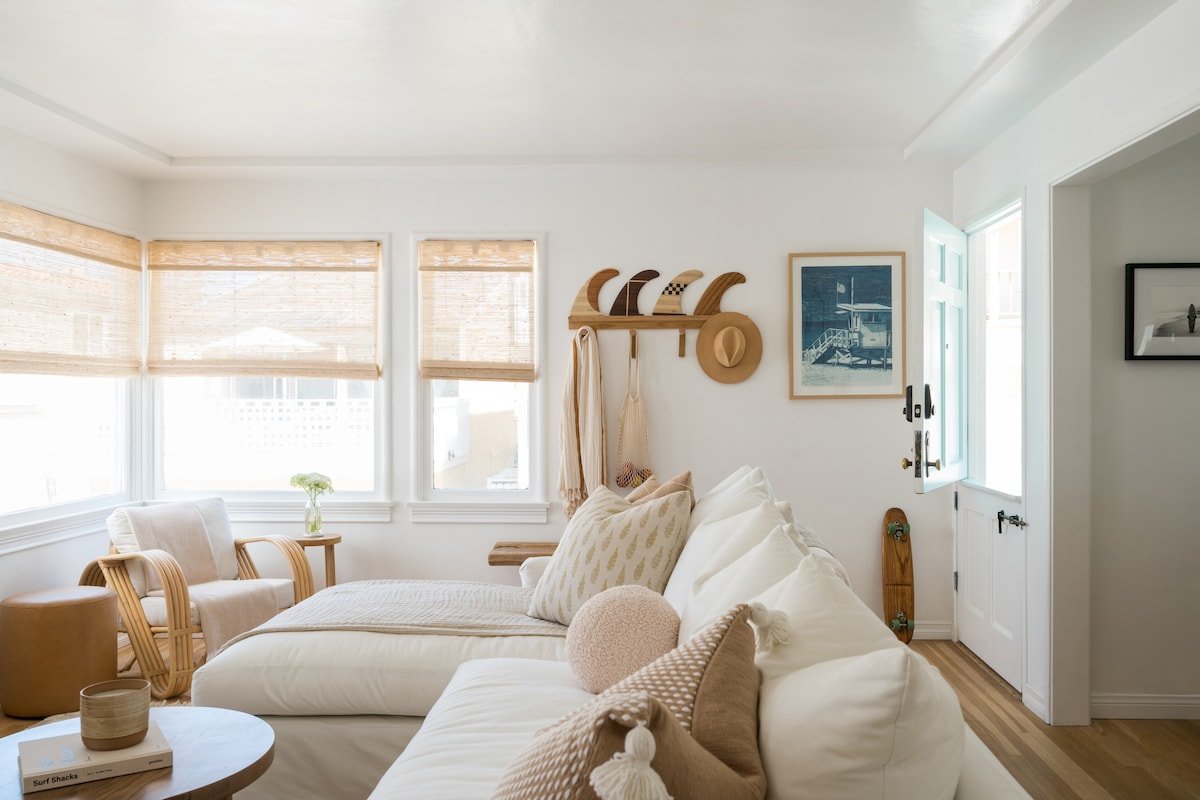 NEW! Shellback Cottage gallery image 2