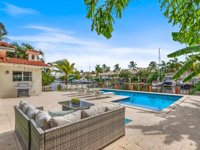 Waterfront home walking distance to Las Olas/Beach