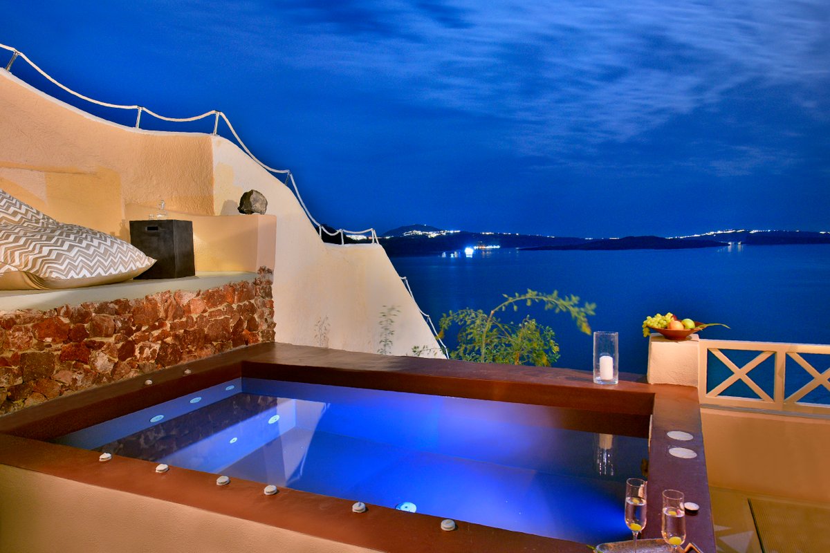 Avax Villa by K&K (indoor & outdoor jacuzzi)