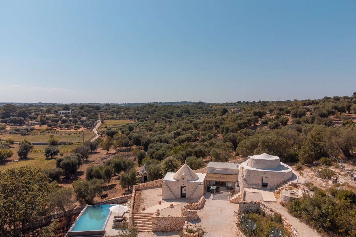 New Trulli Meridiem with Private Pool gallery image 2