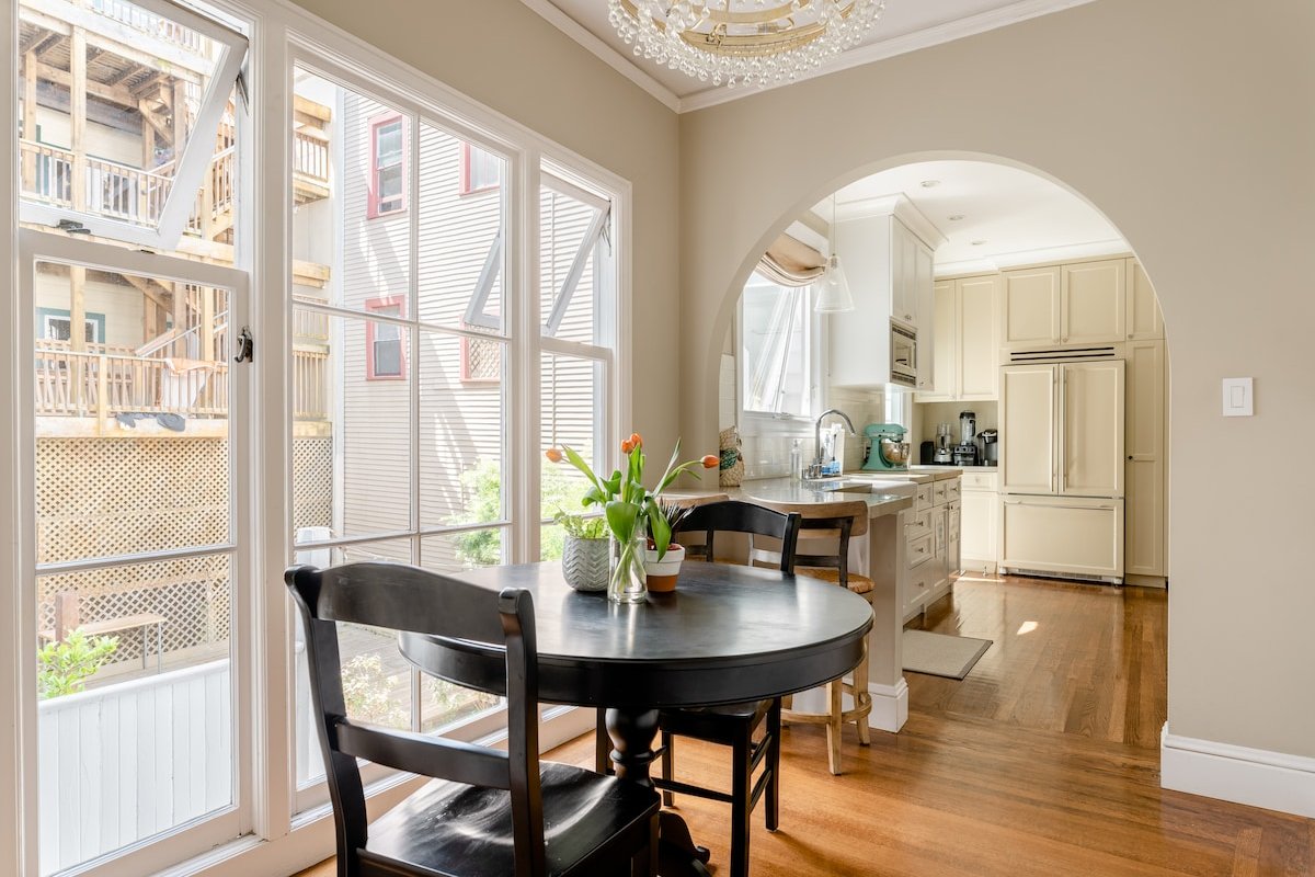 Large, Beautiful Flat in Cow Hollow gallery image 5