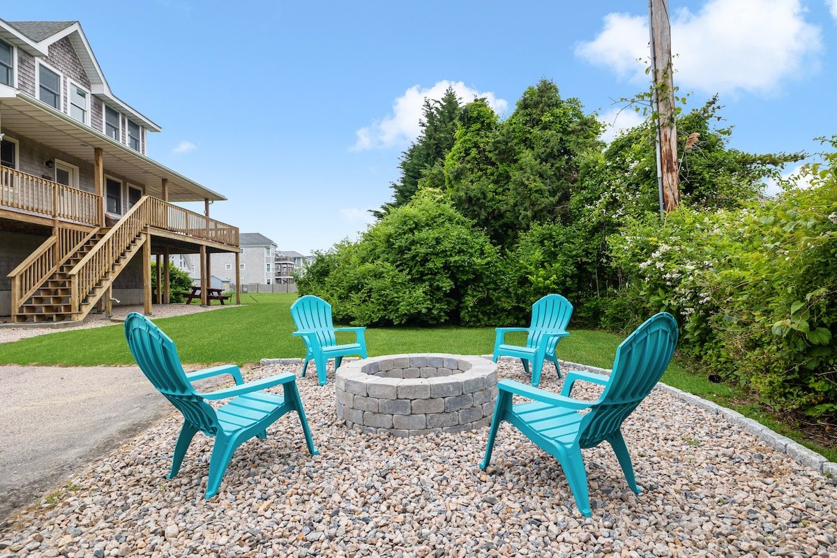 Perfect Family Home 200ft to Sand Hill Cove Beach gallery image 2