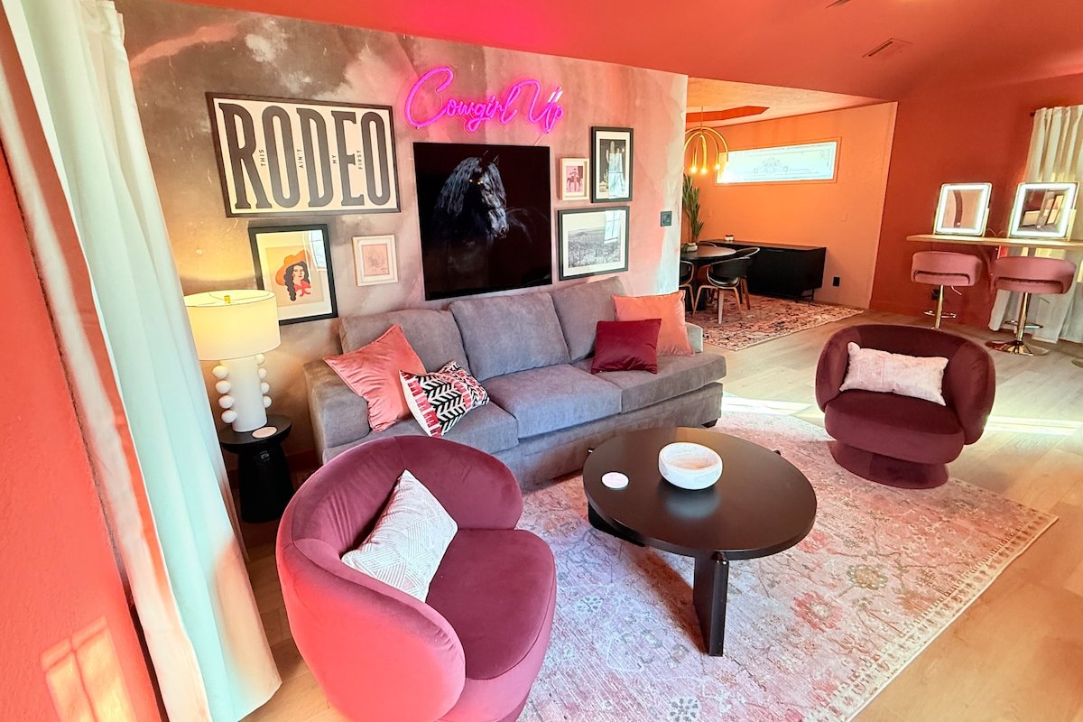 Pink Pony Club for Girls Trips; Near SoCo (B) gallery image 2